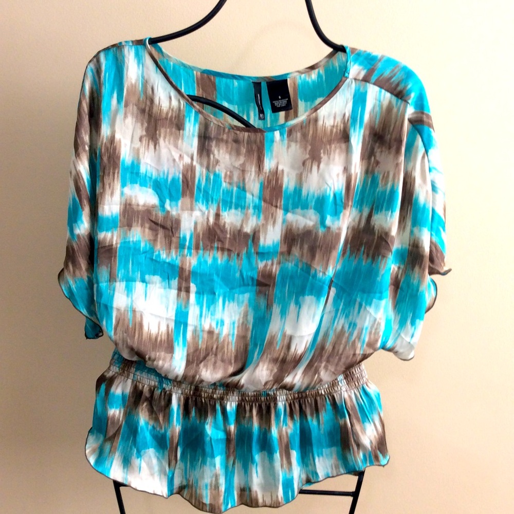 New Direction tie died top